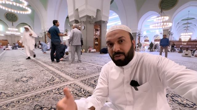 IFTARI With Muazzin Of Hajj And Masjid E Quba Is Different 😋 ALBAIK 😋& Adhan