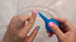 Как делать клизму новорождённому в домашних условиях. Подробная видеоинструкция