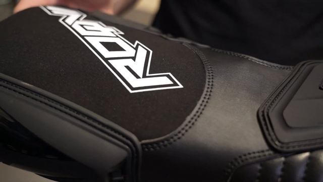 Мотоботы ROQVI смотреть онлайн