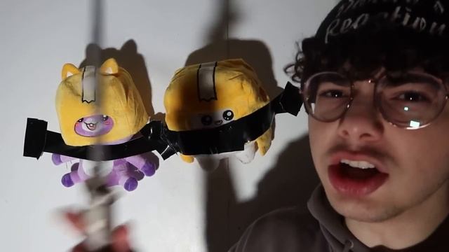 CUTTING OPEN LANKYBOX'S BABY FOXY & BOXY DOLLS AT 3AM!! *BABY LANKYBOX* смотреть онлайн