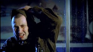 Карандаш «Жизнь дает под зад»