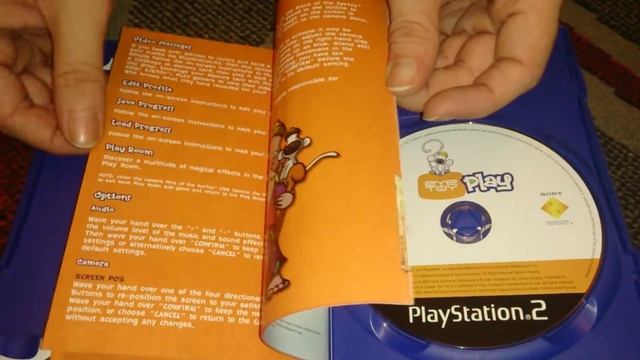 Nostalgamer Unboxes Eye Toy Play On Sony Playstation 2 Two UK PAL System Version смотреть онлайн