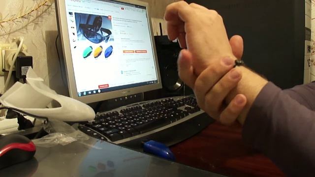 Клипса-держатель для очков и магнитный браслет из Китая смотреть онлайн