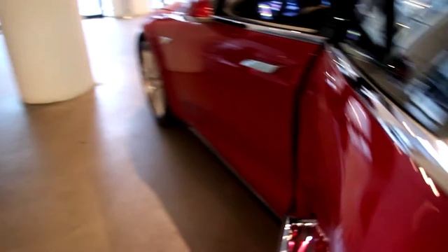 ТЕСЛА модель S P86 максимальная комплектация TESLA MODEL S MOTORS NEW YORK USA P86 2 смотреть онлайн