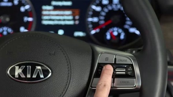 KIA Carnival Executive latest feature - Adaptive Cruise Control
