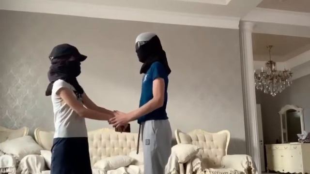 Безумно нужно быть первым!!! смотреть онлайн