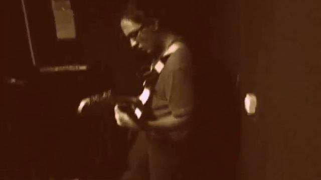 Chester Gorilla - Bright Sky смотреть онлайн