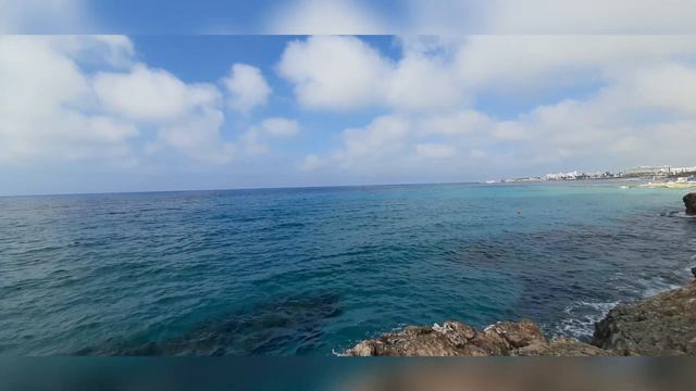 Айя-Напа прощается - сильная облачность впервые за отпуск. смотреть онлайн