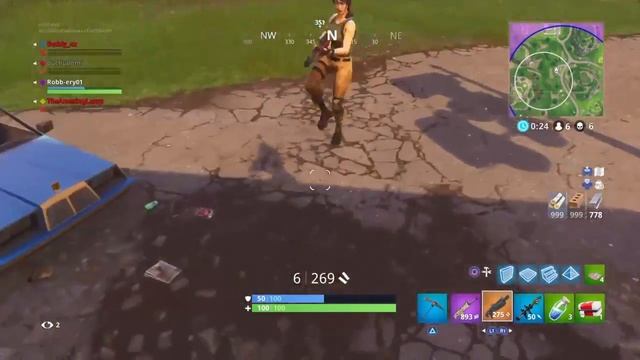 PLAYING FORTNITE AGAINST A REAL LIFE DUMMY!!!!!!!!? смотреть онлайн