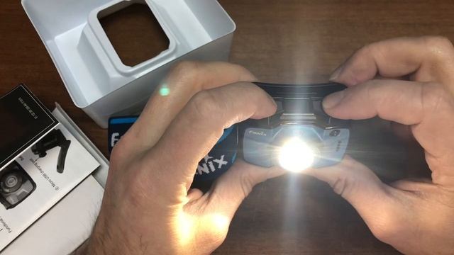 Фонарь налобный Fenix HL32R 600 Люмен!!! - Обзор и распаковка смотреть онлайн