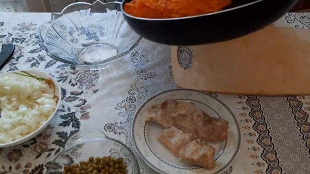Салат "Купеческий" (ну очень вкусный салат с отварным мясом, овощами и майонезом) смотреть онлайн