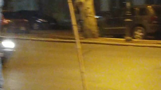 Бачата в Тбилиси. Парковщик тоже хочет танцевать. смотреть онлайн