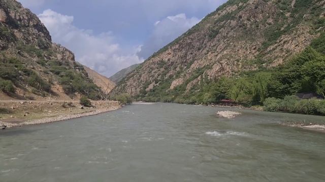 Таджикистан: Красота, культура и любовь смотреть онлайн
