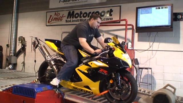 2005 Suzuki GSX-R 1000 Dyno Run смотреть онлайн