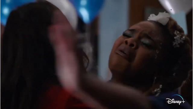 Olivia Rodrigo in her last episode of HMTMTS (High School Musical the Musical the Series)￼ смотреть онлайн