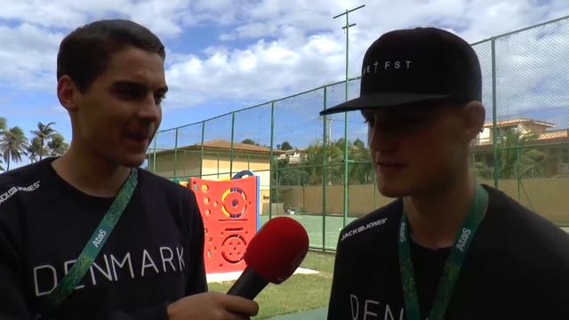 Bruun Larsen og Skov: Vi lagde målplaner på bænken смотреть онлайн
