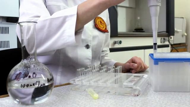Новая медицина - Османова Селена - Сравнение метода диффузии в агар и биолюминесцентного анализа смотреть онлайн