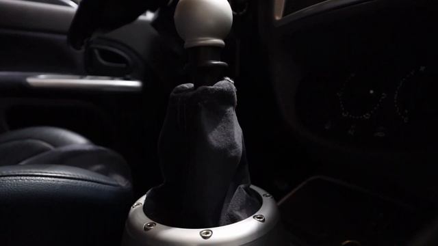 Jest inne niż o nim mówią - Renault Clio V6 смотреть онлайн