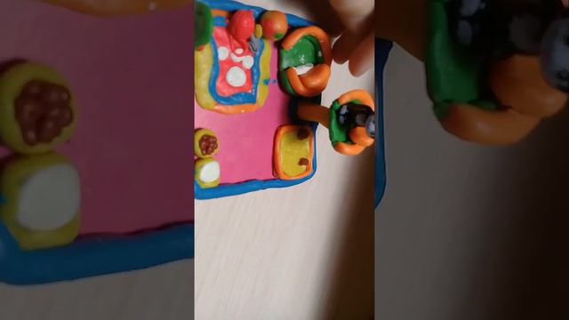 Мой новый мини-домик из воскового пластилина для Бусинки! смотреть онлайн