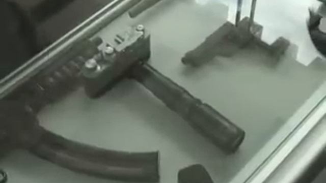 Самодельное оружие на выставке в Минске: стреляющий фотоаппа смотреть онлайн