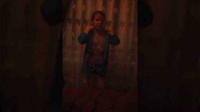 Как за 1 минуту одеть кофту смотреть онлайн
