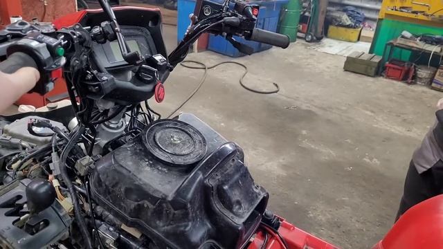 SUZUKI KINGQUAD 700 ГЛОХНЕТ ПРИ ПОВОРОТЕ РУЛЯ