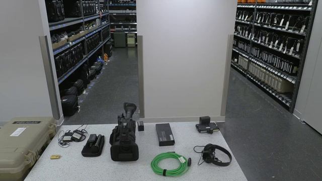 Vince Cobb Canon XF 705 Camera Training Video смотреть онлайн