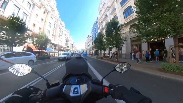 ¡NINGUNA OTRA LO TIENE! | Voge SR1 125 2024 | Prueba y Opinión смотреть онлайн