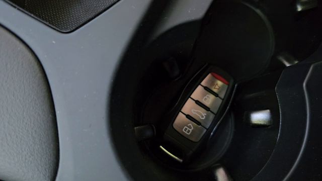 Где и как заряжать ключ в машине , Хавал F7 и F7x