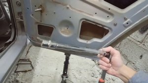 Как снять дверь на Ваз 2110х12                 БЕЗ ПОМОЩНИКА