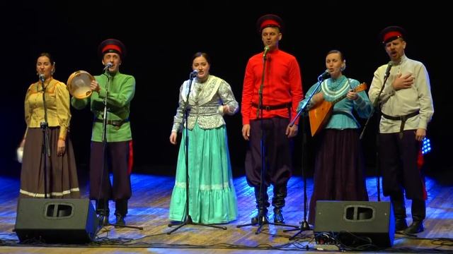 "Никто травушку не косит" - Ансамбль старинной казачьей песни "Казачья справа" смотреть онлайн