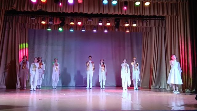 Миллион шагов - народная вокальная студия Улыбка смотреть онлайн