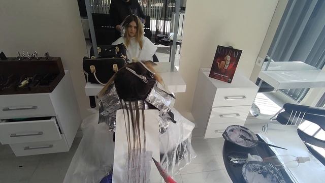 SAÇI YAKMADAN PLATİN SARI RÖFLE NASIL YAPILIR?