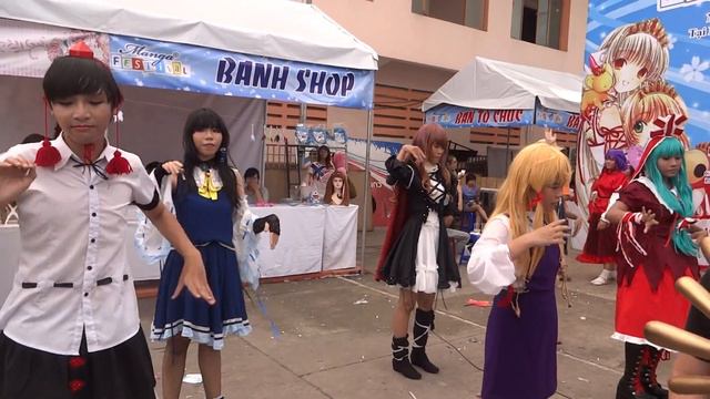 flashmob Cirno's perfect math class (manga fes 28/7/2013) смотреть онлайн