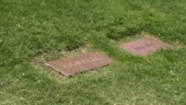 Where do the infamous get buried? смотреть онлайн