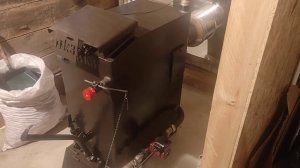 Твердотопливный котел для  дом из бруса. Котел БТР утилизатор 15 кв. Павловского котельного завода.