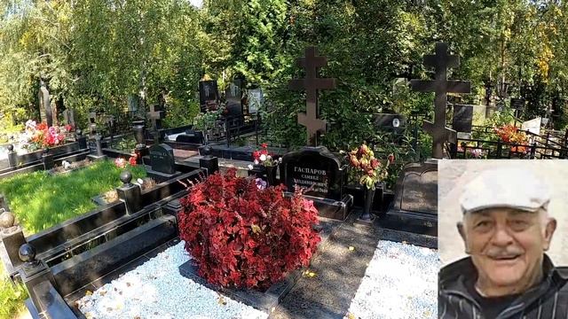 Центральное Хованское кладбище. Известные захоронения смотреть онлайн