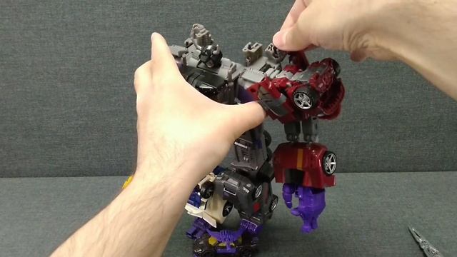 Обзор сборного трансформера Menasor (6 в 1) - Generations - Combiner Wars. Музей Р-ТФ. смотреть онлайн