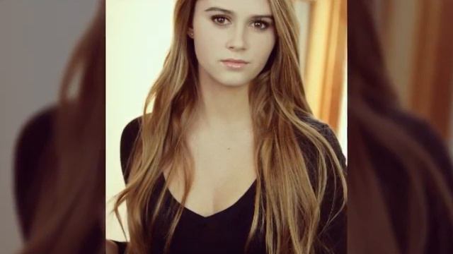 Courtney Jines Pics