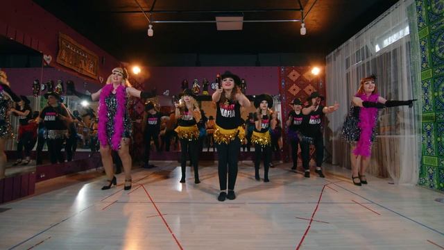 Mafia dance / Skarab Group смотреть онлайн