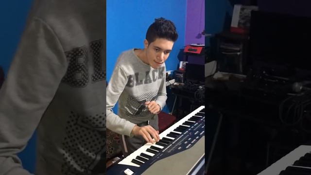 Rayaine Pianiste Zerrouki Instrumental Rai Cheb Hesni Sbart Wtal 3dabi ❤️❤️❤️🎹🎹 смотреть онлайн