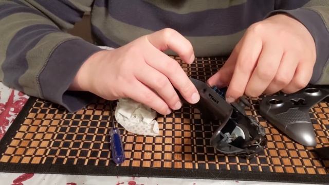 Xbox One Halo 5 Controller D-Pad Repair смотреть онлайн