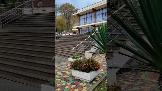 Территория парк-отеля Джубга смотреть онлайн