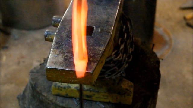 Forging a Skyrim Dagger Using Only Hand Tools смотреть онлайн