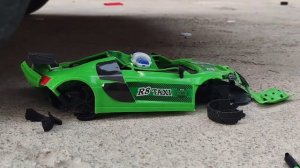 Эксперимент МАШИНА ДАВИТ ПРЕДМЕТЫ под колесом машины КРАШТЕСТ Игрушечных Машинок АСМР Слайм