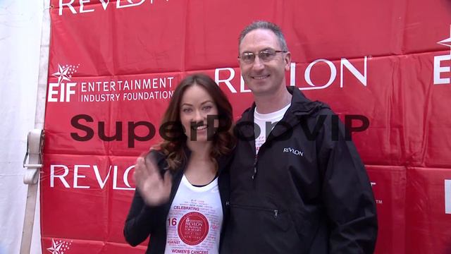 Olivia Wilde and Alan Ennis at 16th Annual EIF Revlon Run... смотреть онлайн