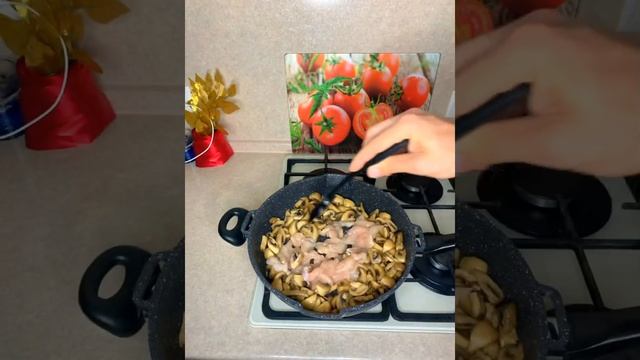 Паста Фетучини с курицей/Pasta Fetucinni с курицей/Готовим пасту дома! смотреть онлайн