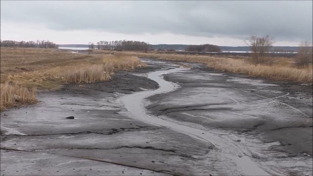 Воду сбрасывают ! смотреть онлайн
