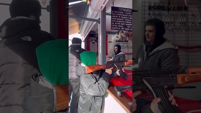 Прогулка с Сашенькой в Парке.. смотреть онлайн