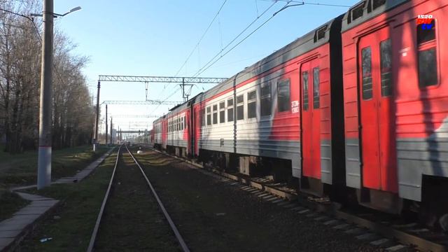 Электропоезда ЭТ2М-138, ЭТ2М-059 на станции Царское Село | ET2M-138, ET2M-059, Tzarskoe Selo statio смотреть онлайн